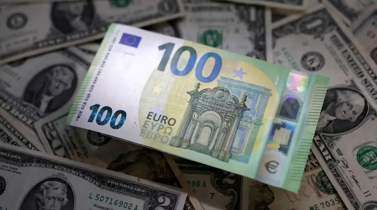 اليورو يرتفع بدعم توقعات رفع الفائدة الأوروبية وتحسن المخاطر